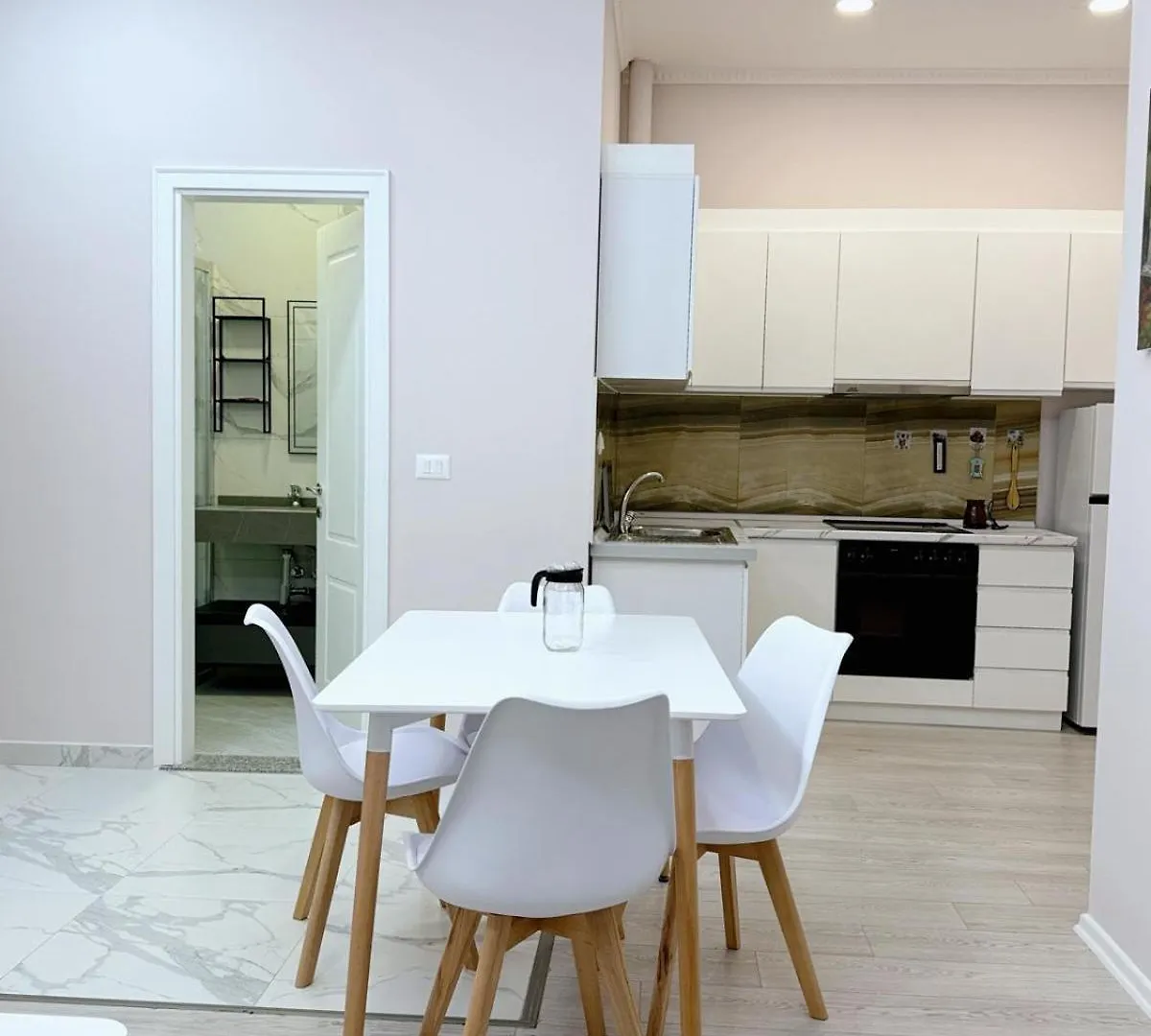 Kris Apart-Hotel Golem  0*, Golem (Tirana) Albanie